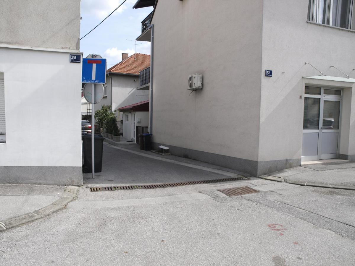 Cozy Studio Apartment Tian in Zagrzeb Zewnętrze zdjęcie